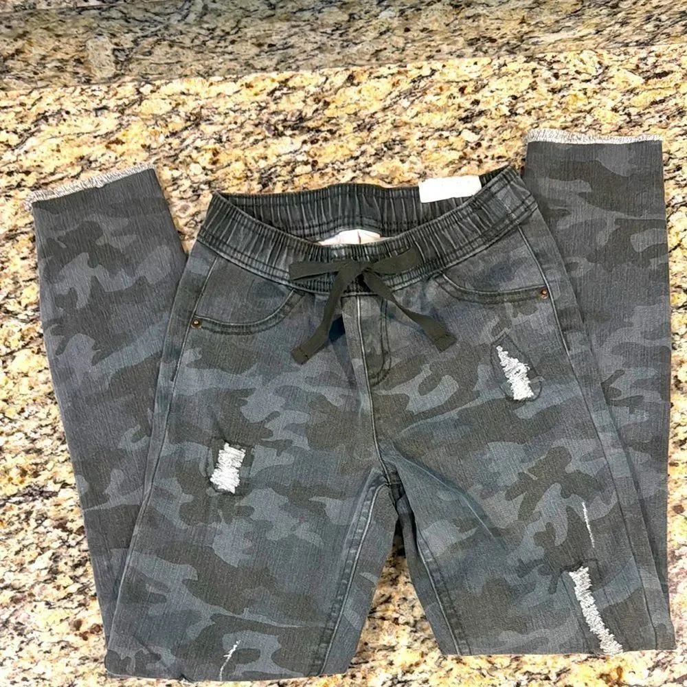 Justice Gray Camouflage Kids Jeans jeggings soft comfy stretchy tie waist sz 10